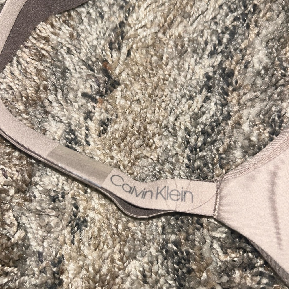 ONE Calvin Klein bra - Picture 3 of 4